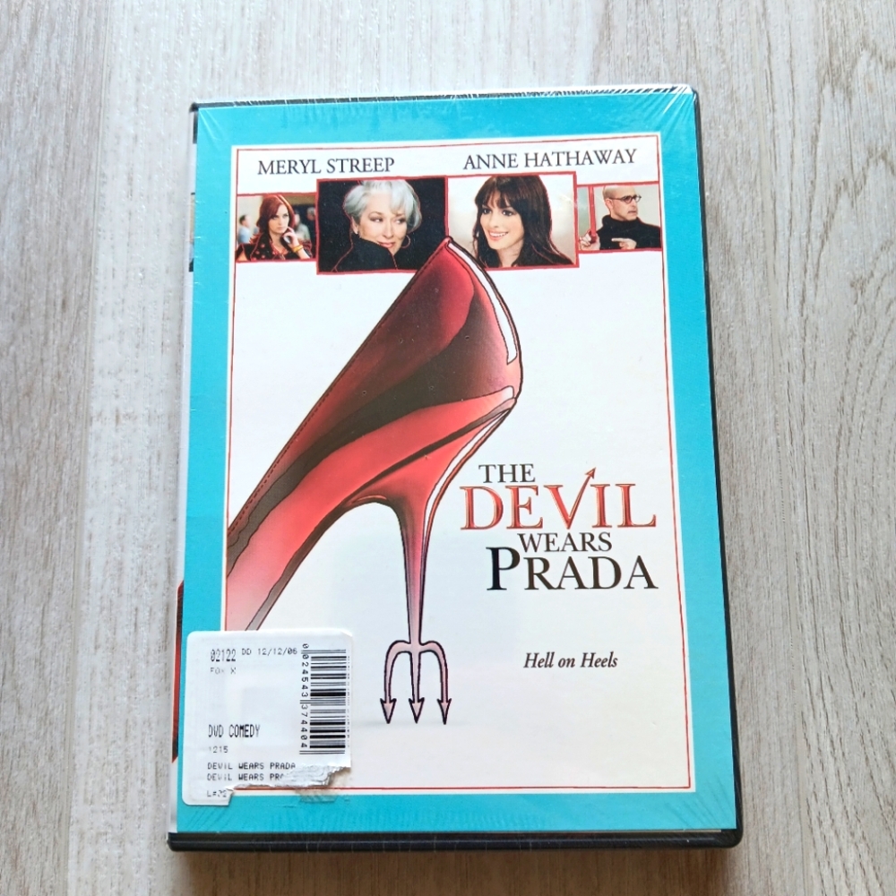 NEW The Devil Wears Prada 2006 DVD Widescreen Edition PG 13 Special Features